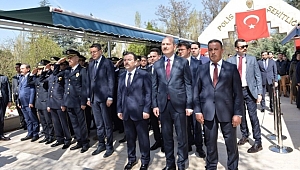 Cebeci, Karşıyaka ve Gölbaşı Polis Şehitliklerinde Anma Töreni