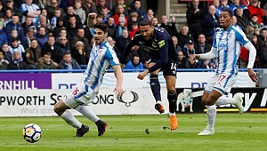 Cenk Tosun Klasını Konuşturdu!