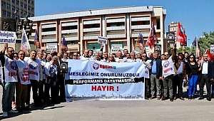 Eğitim-İş Sendika'sından Protesto