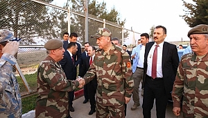 Erdoğan Askeri Kamuflajla Sınır Karakolunda