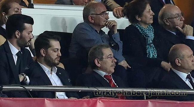 İYİ Parti Kongresinde Abdüllatif Şener Sürprizi