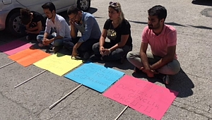 CHP Önünde Oturma Eylemi