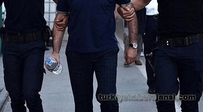 Cumhurbaşkanı'na Hakaret İddiasına 5 Gözaltı