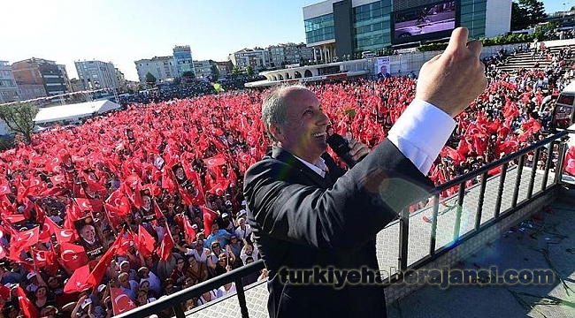 Muharrem İnce'nin Afişleri Söküldü!