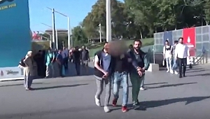 Taksim Metrosu'nda Taciz Skandalı!