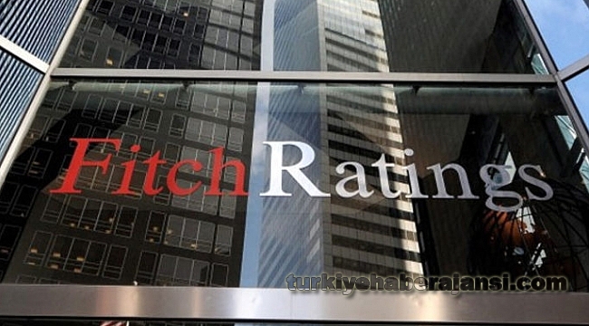 Fitch Türkiye'nin Kredi Notunu Düşürdü