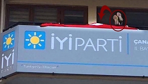İYİ Parti Çanakkale İl Başkanlığı'ndaki Görüntü Şoke Etti!