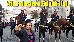 Atlı Polislere Büyük İlgi