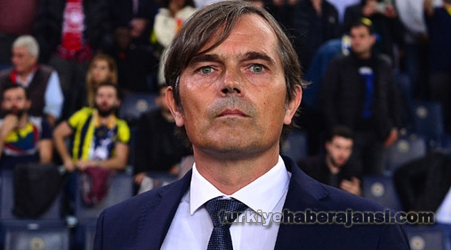 Phillip Cocu'ya Bir Şok da İngiltere'den
