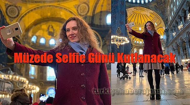 Müzede Selfie Günü