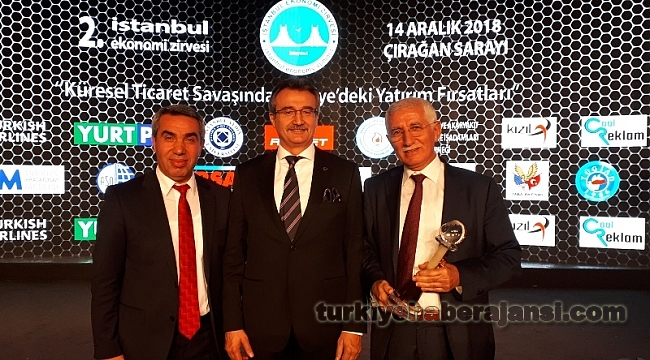 Uyumsoft’a İstanbul Altın Değerler İnovasyon Ödülü