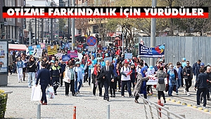 Mavileri Giyip, Otizme Farkındalık İçin Yürüdüler