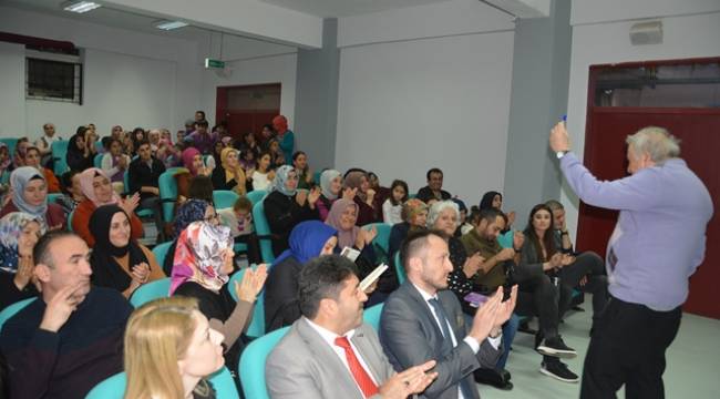 Prof. Dr. Orhan Kural Sancaktepe’de velilere seslendi