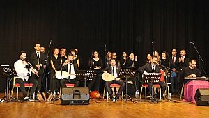 Sancaktepe'de Müzik Öğretmenleri Korosu konser verdi