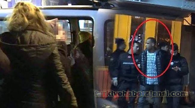 Metrobüste 11 Yaşındaki Kıza Taciz!