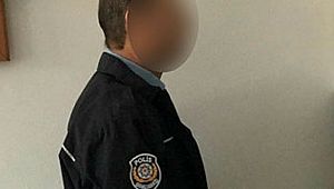 Polis kıyafetiyle otostop çeken emekli polise GÖZALTI 