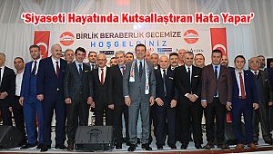 'Siyaseti Hayatında Kutsallaştıran Hata Yapar'