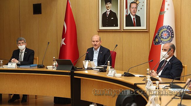 Bakan Soylu, emekli polisleri unutmadı