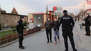 Sosyal mesafeyi ihlalden 3 bin 837 şahsa CEZA kesildi 