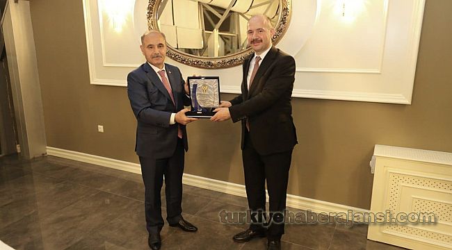 Yeni göreve atanan Serdengeçti onuruna VEDA YEMEĞİ