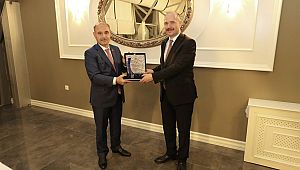 Yeni göreve atanan Serdengeçti onuruna VEDA YEMEĞİ 