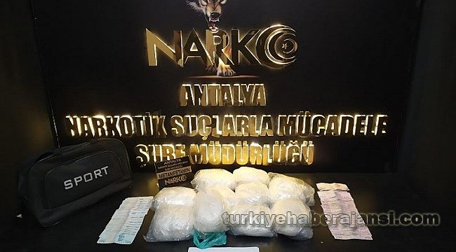 Antalya'da 331 uyuşturucu operasyonunda 379 şüpheli yakalandı