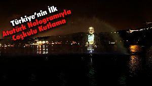 Türkiye’nin İlk Atatürk Hologramıyla Coşkulu Kutlama