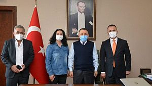 Türkiye Değişim Partisi Çekmeköy teşkilatı, Kaymakam Adem Arslan’ı makamında ziyaret etti 