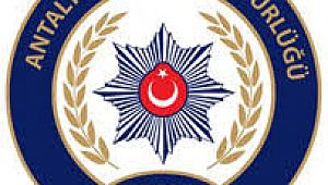  Antalya'da 15 Yıl Kesinleşmiş Hapis Cezasıyla Aranan Şahıs Yakalandı