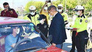 Vali Gürel, Trafik Haftası'nda kural ihlali yapan sürücüleri uyardı