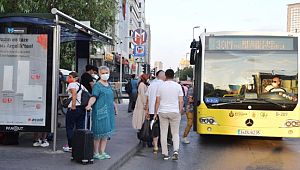 Bayram bitti mesai başladı, Megakent trafikle güne uyandı
