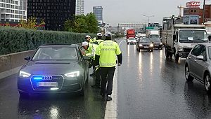 İstanbul'da bin 753 sürücüye ÇAKARLI ARAÇ cezası