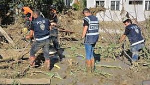 Emniyet, sel felaketinin belgesel video görüntülerini paylaştı