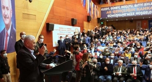 Cumhurbaşkanı Erdoğan'dan sürpriz telefon: Biz dimdik ayaktayız