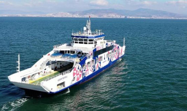 İZDENİZ'den Zamlı Feribot Tarifesi