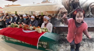 Türkiye'nin yüreğini yaktı! Yörük kızı Müslüme'nin tabutu çiçeklerle süslendi