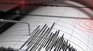Van'da 3.7 ve 2.5 Büyüklüğünde Deprem