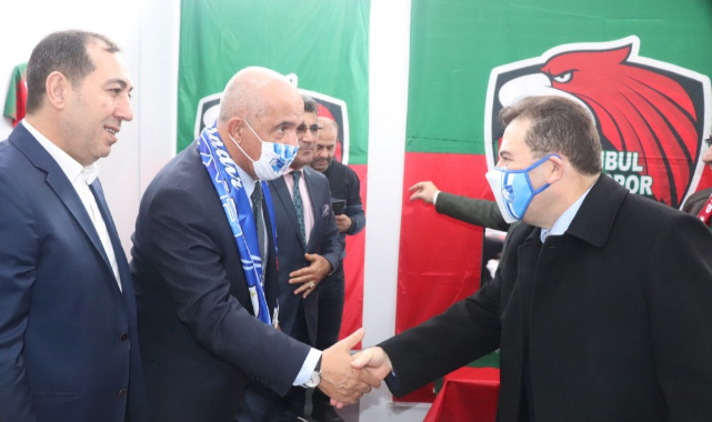 25 Çatspor Kulübü Standına İlgi