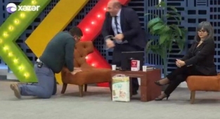 Azerbaycan Televizyonunda 'Muharrem Sarıkaya' Skeci