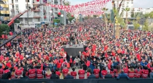 CHP'nin Mersin'deki mitingine kaç kişi katıldı? Valilik açıkladı