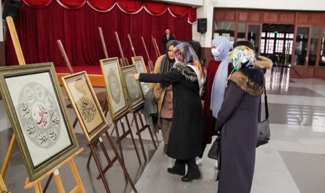 Emekli Polis Alkan Kütahya'da Hat Sergisi Açtı