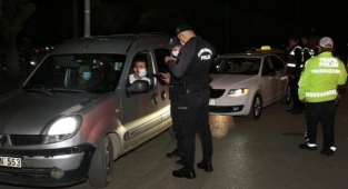 Huzur Uygulaması : Aranan 933 Kişi Yakalandı