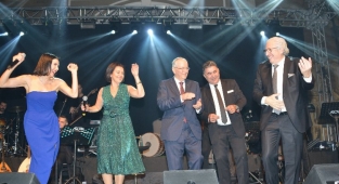 İhracatçılar, 2022 yılından ekonomik istikrar diledi