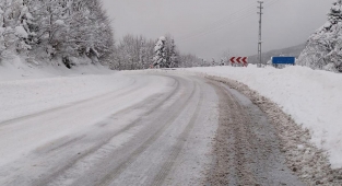 Kastamonu’nun 9 ilçesinde kar yağışı nedeniyle eğitime ara verildi