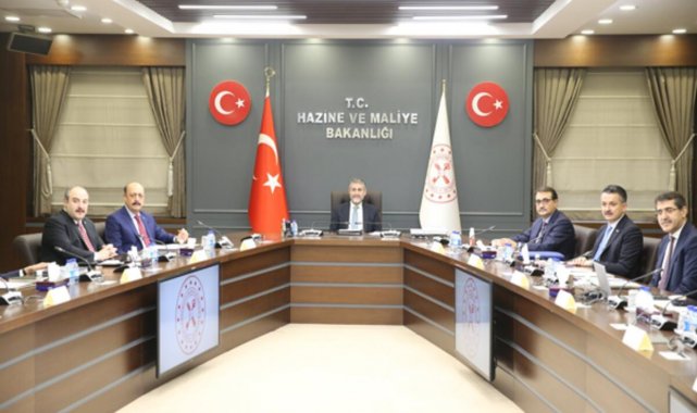 Kritik toplantı sona erdi! Bakan Nebati'den ilk açıklama
