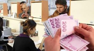 Memur-Sen Genel Başkanı Yalçın'dan memura ek zamla ilgili önemli açıklama