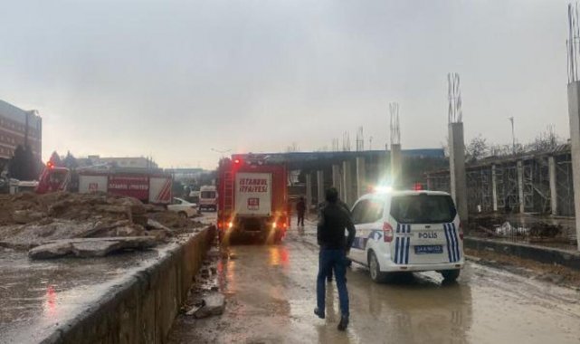 Tuzla'da istinat duvarı çöktü