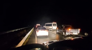 Artvin’de heyelan nedeniyle trafiğe kapanan Karadeniz Sahil Yolu ulaşıma açıldı