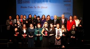 Başarılı Kadın Girişimcilere Ödüller Yağdı