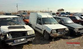 Cadde ve Sokaklara Terk Edilen Hurda Araçlar Toplatılacak
